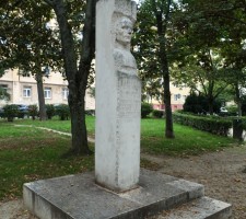 Pomník Andreja Kmeťa