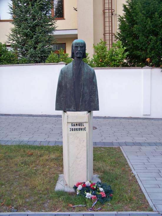 Pomník Samuela Jurkoviča
